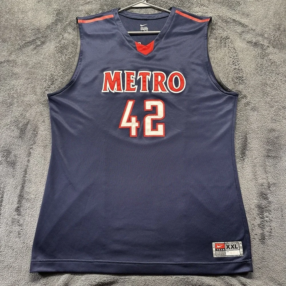 Nike Team Metro Basketball Jersey Big Logo Size 2XL Street Y2K Embroidered